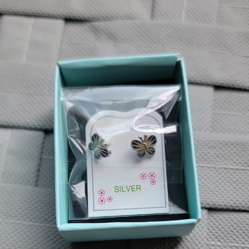 Charming  Kids Silver Butterfly Stud Earrings